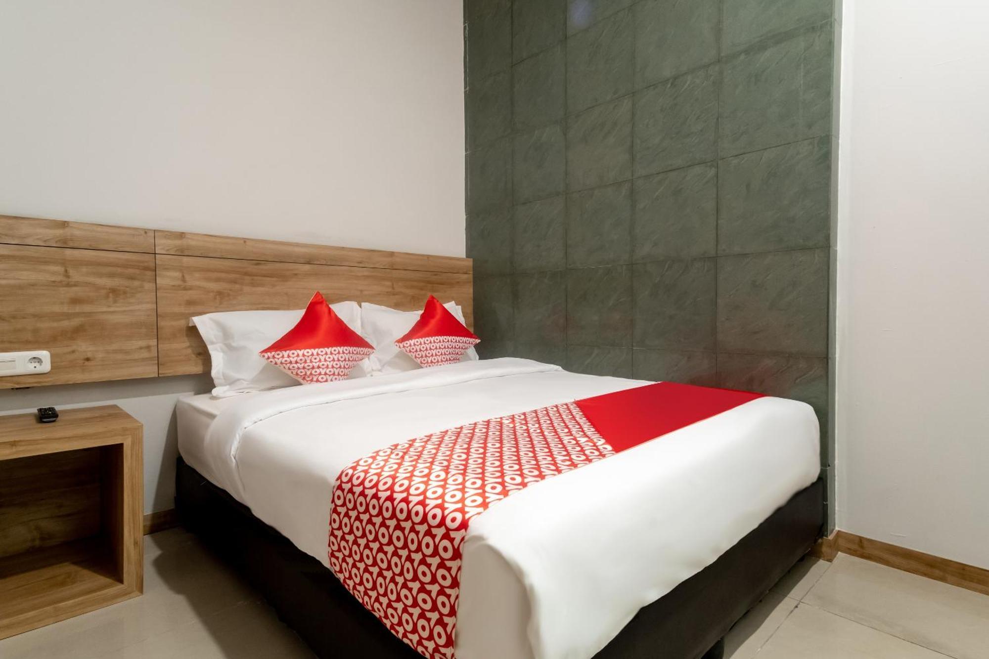 Oyo 3159 Festive Inn Μεντάν Εξωτερικό φωτογραφία