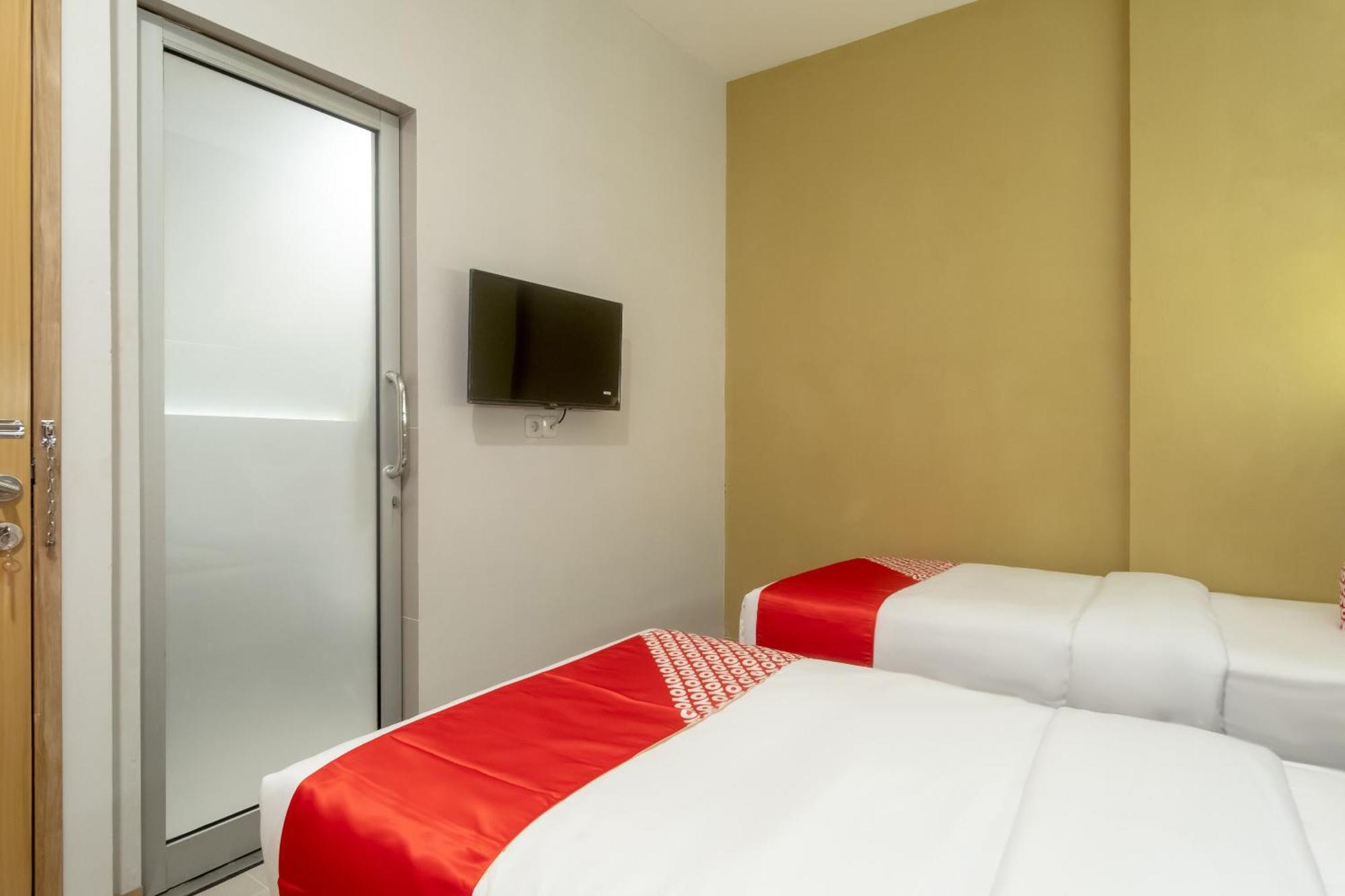 Oyo 3159 Festive Inn Μεντάν Εξωτερικό φωτογραφία