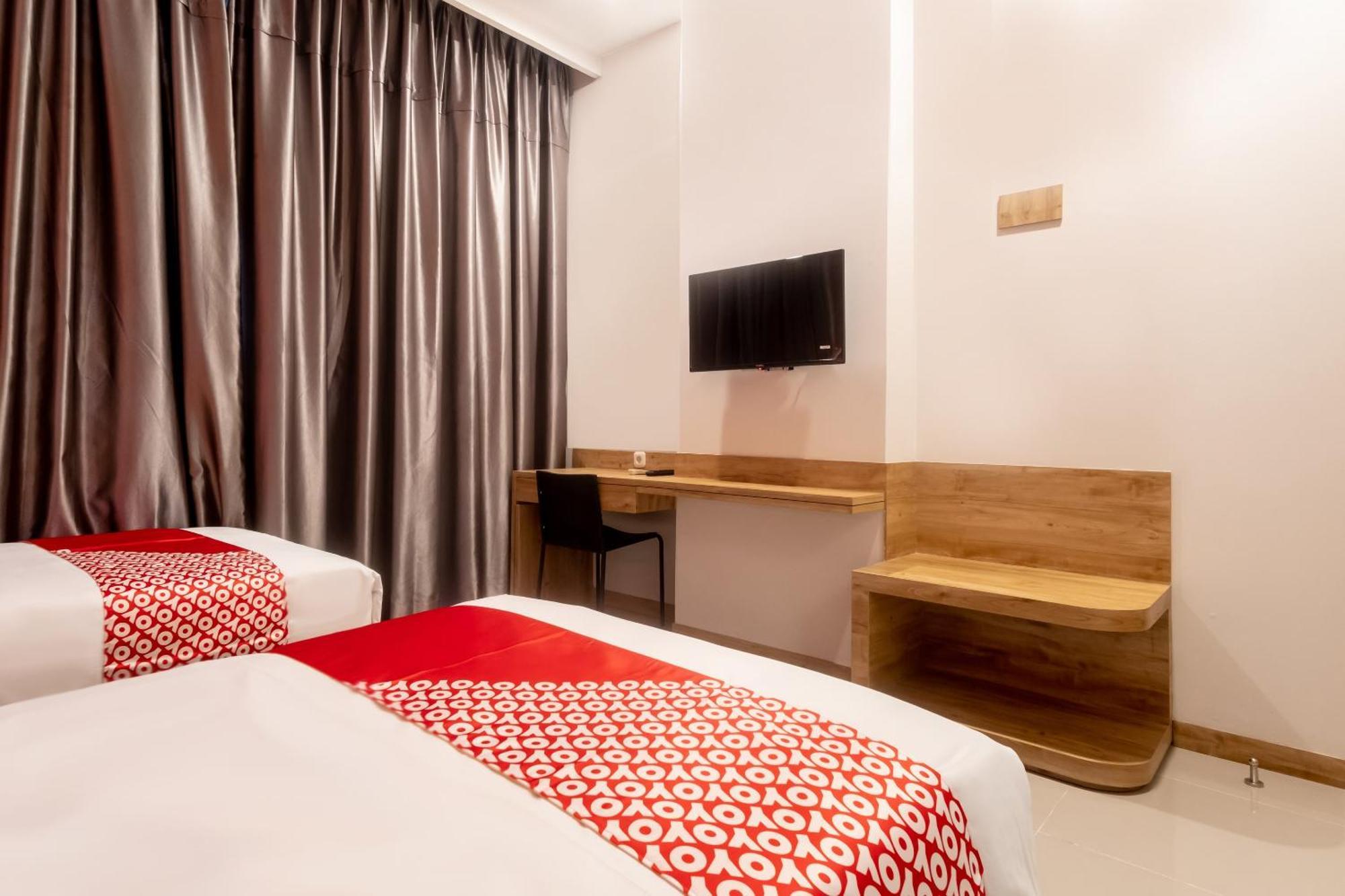 Oyo 3159 Festive Inn Μεντάν Εξωτερικό φωτογραφία