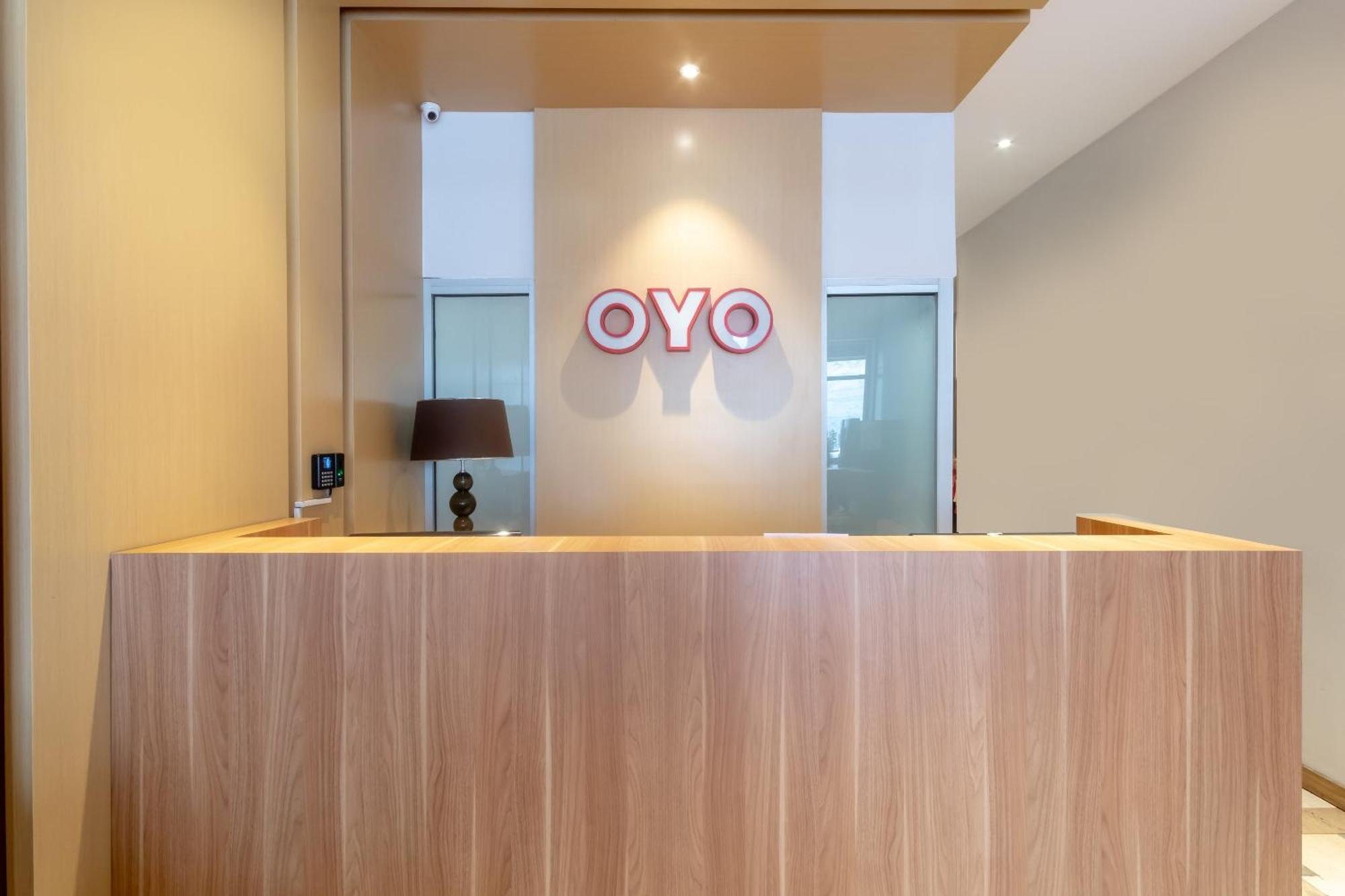 Oyo 3159 Festive Inn Μεντάν Εξωτερικό φωτογραφία