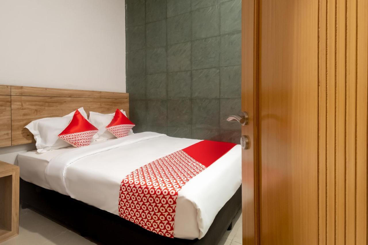 Oyo 3159 Festive Inn Μεντάν Εξωτερικό φωτογραφία