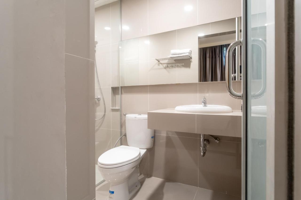 Oyo 3159 Festive Inn Μεντάν Εξωτερικό φωτογραφία